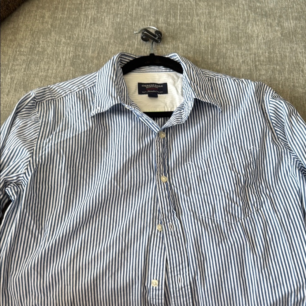Brooks Brothers Blue and White Casual Button Down Shirt